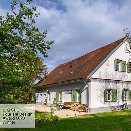 Apartman House 1797 - Charm Of Slovenian Vintage Dob